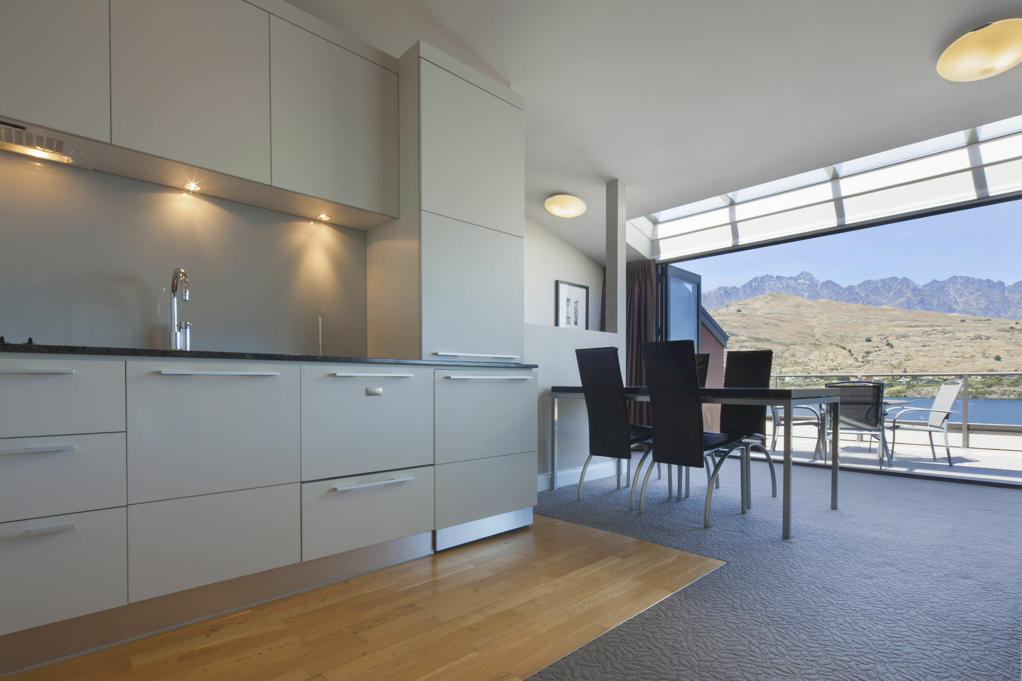 Luxury Lake Suites Queenstown Buitenkant foto