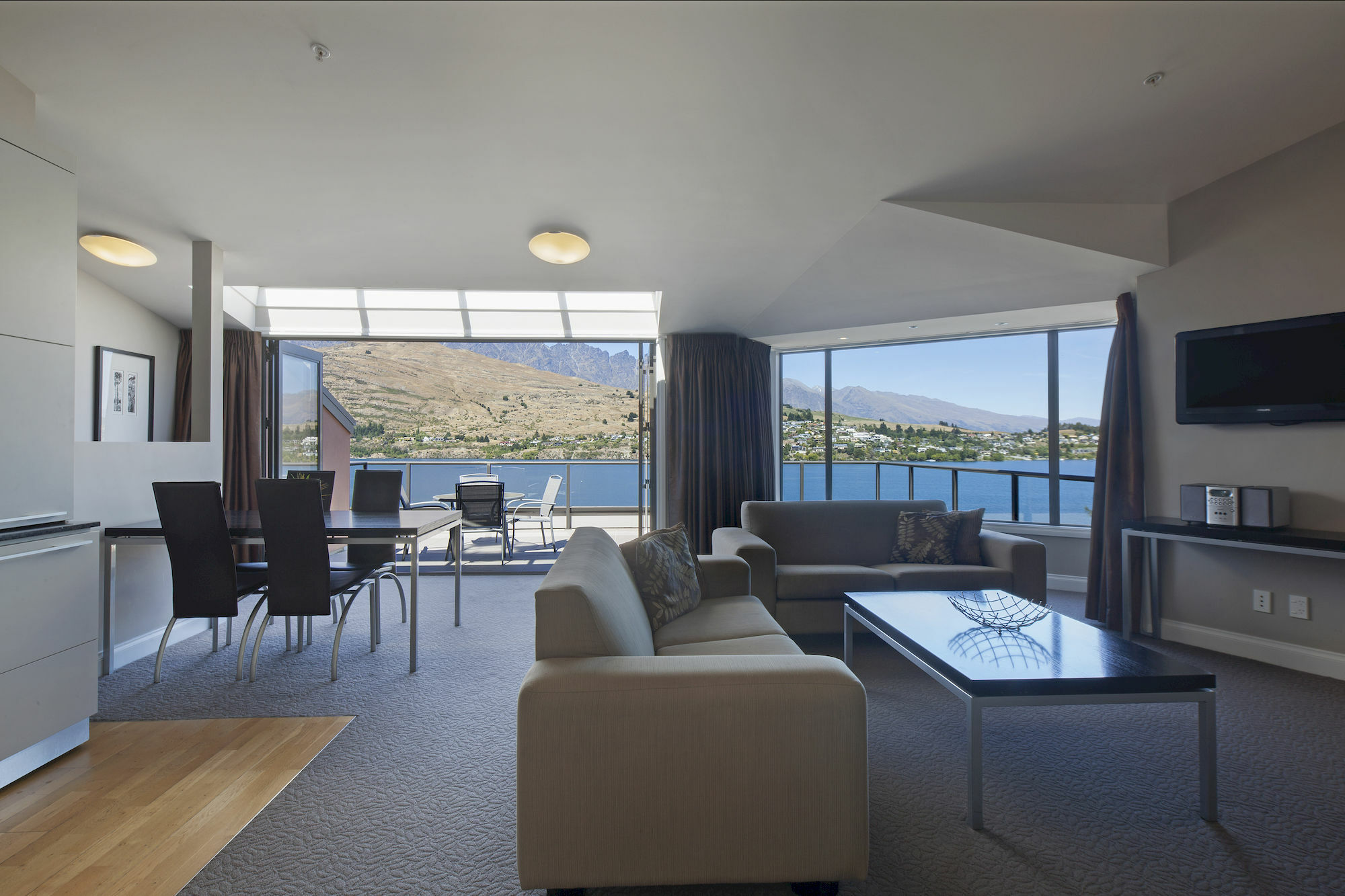 Luxury Lake Suites Queenstown Buitenkant foto